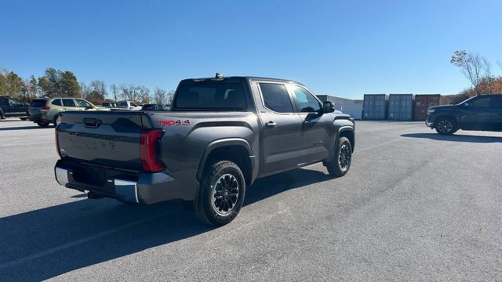 New 2026 Toyota Tundra SR5 SR5 CREWMAX 5.5