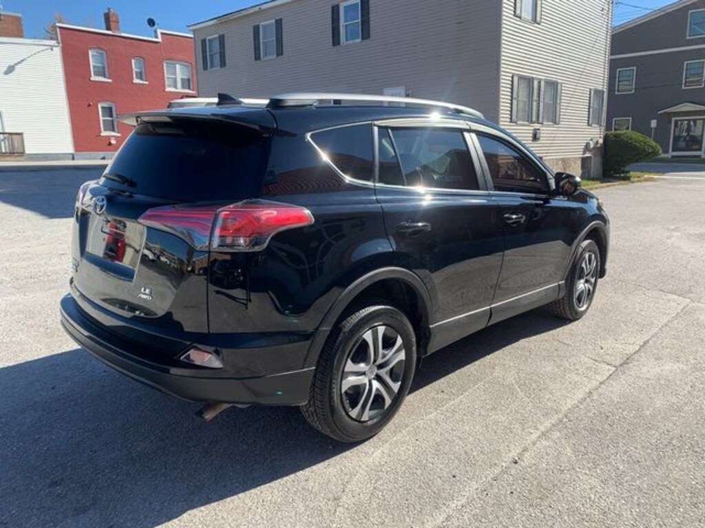 Used 2017 Toyota RAV4 LE SUV