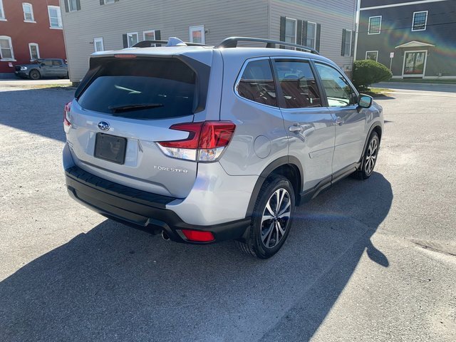 2020 Subaru Forester Limited photo 4
