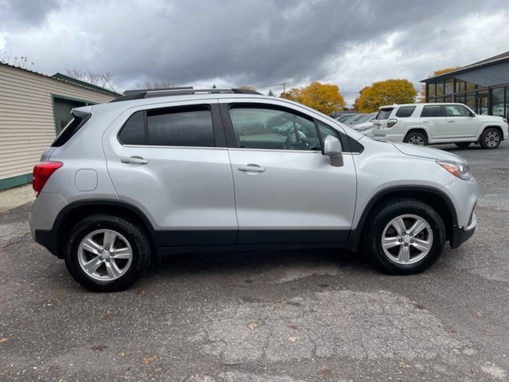 Used 2017 Chevrolet Trax LT SUV