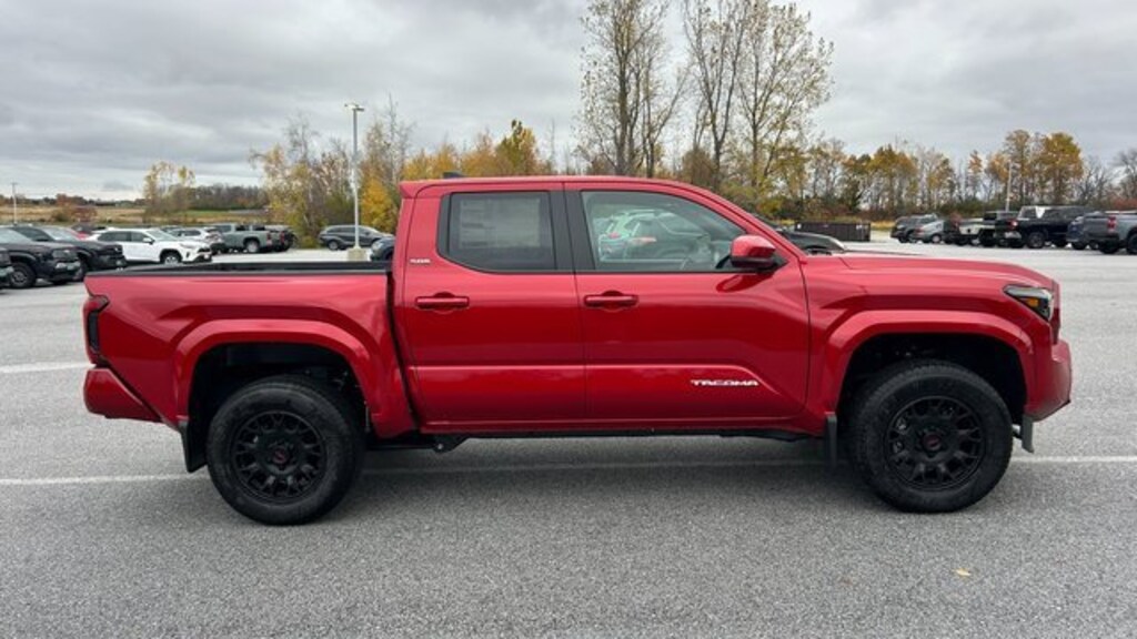 New 2025 Toyota Tacoma SR5 4X4 DOUBLE CAB