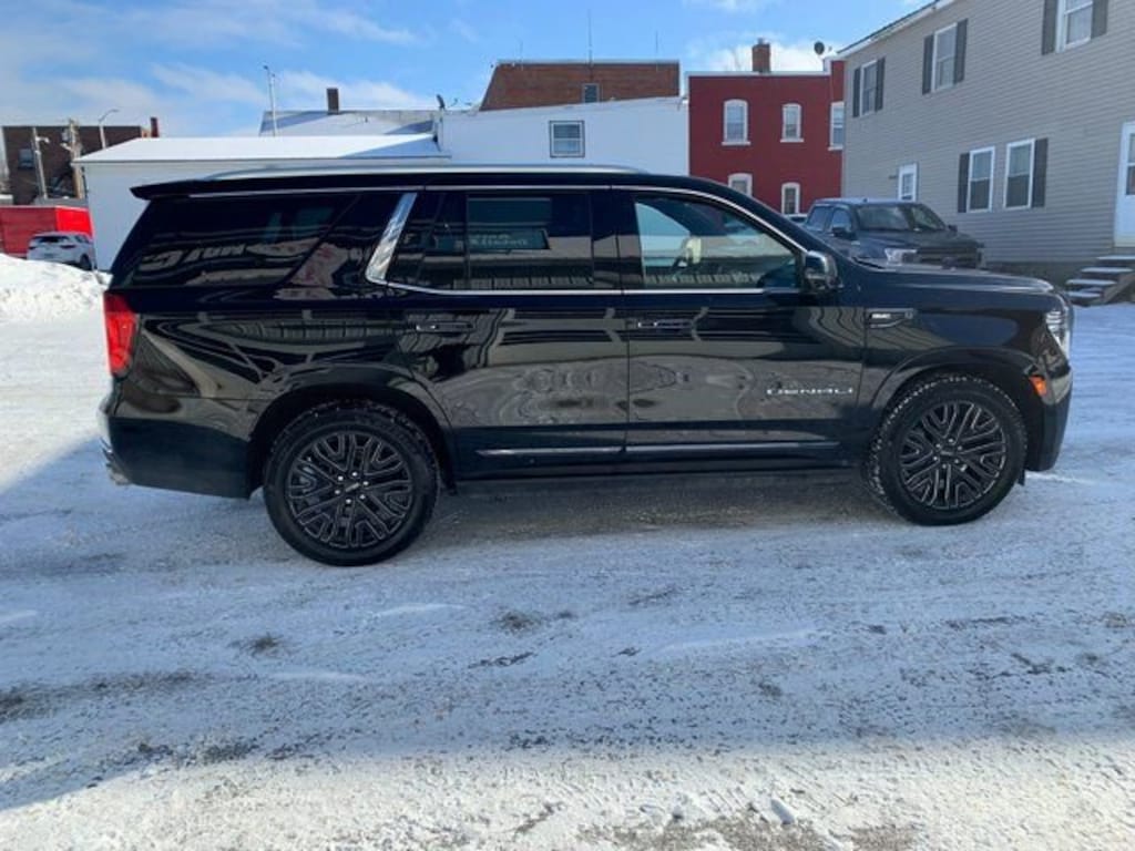 Used 2023 GMC Yukon Denali Ultimate SUV