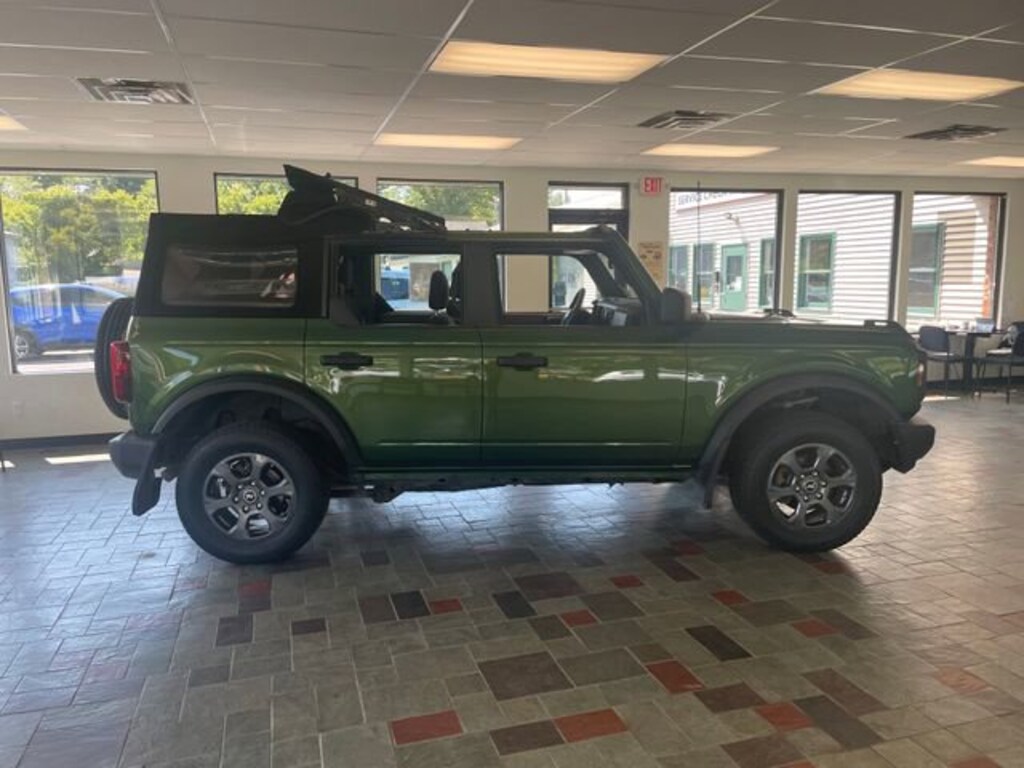 Used 2023 Ford Bronco Base SUV