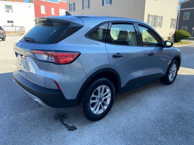2022 Ford Escape S photo 3