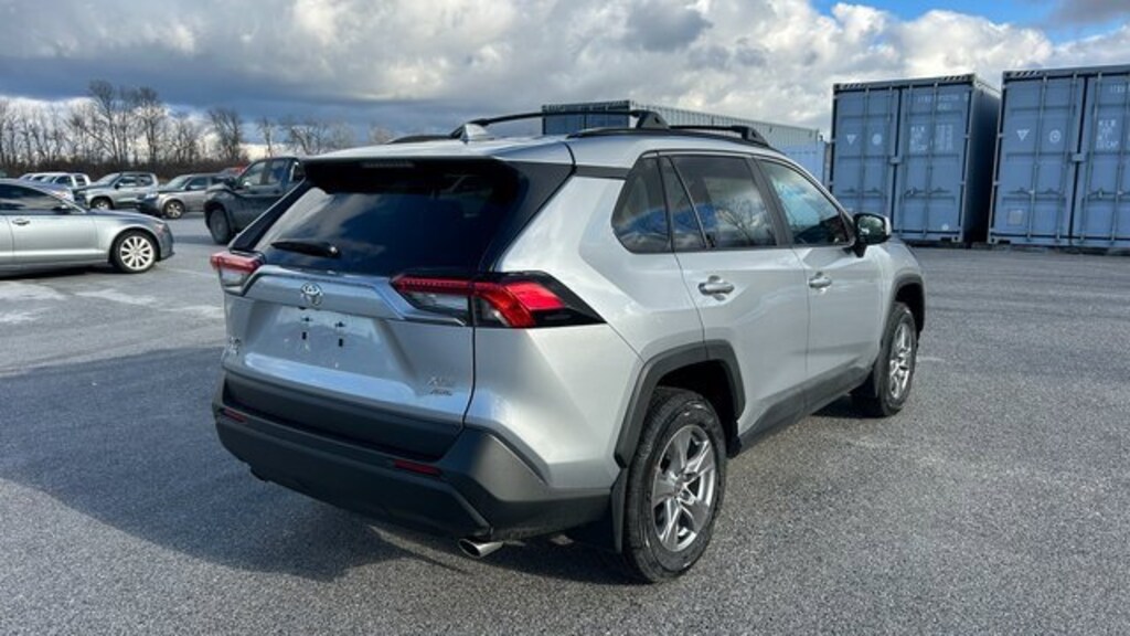 New 2025 Toyota RAV4 XLE XLE AWD SUV