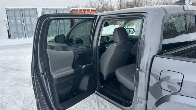 2022 Toyota Tacoma SR5 - Photo 29