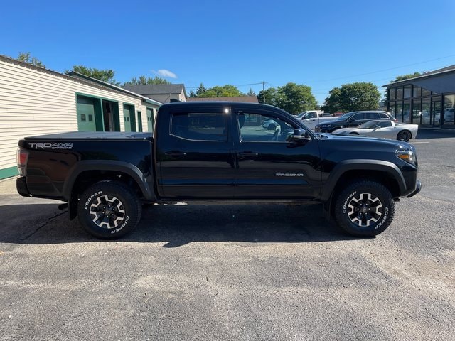 Used 2021 Toyota Tacoma TRD Off Road with VIN 3TMCZ5AN7MM370083 for sale in Saint Albans, VT