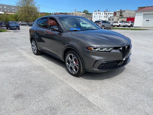 2024 Alfa Romeo Tonale Veloce photo 4