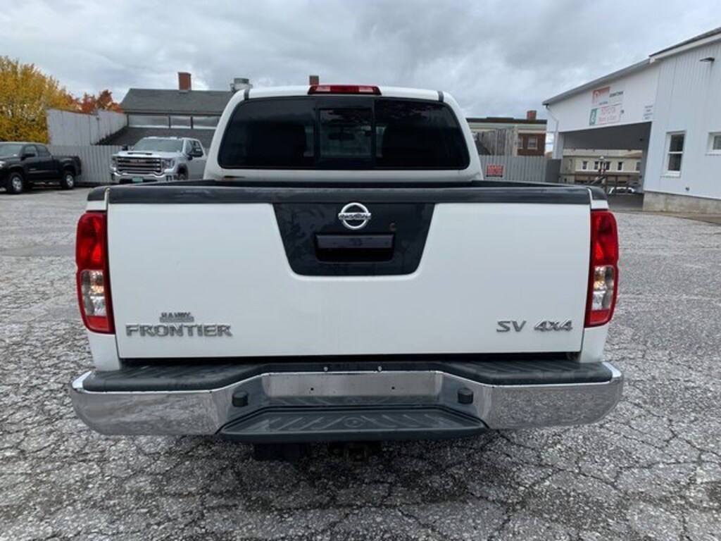 Used 2019 Nissan Frontier SV Truck Crew Cab