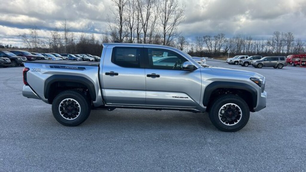 New 2025 Toyota Tacoma TRD Off-Road 4X4 DOUBLE CAB