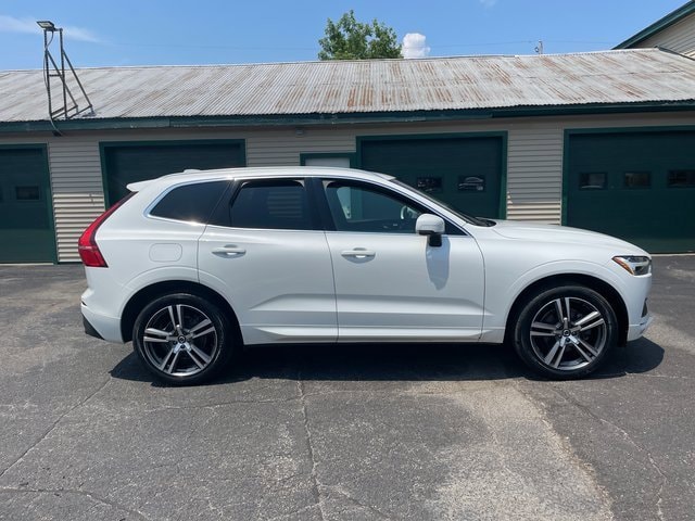 Used 2021 Volvo XC60 Momentum with VIN YV4102RK2M1764059 for sale in Saint Albans, VT