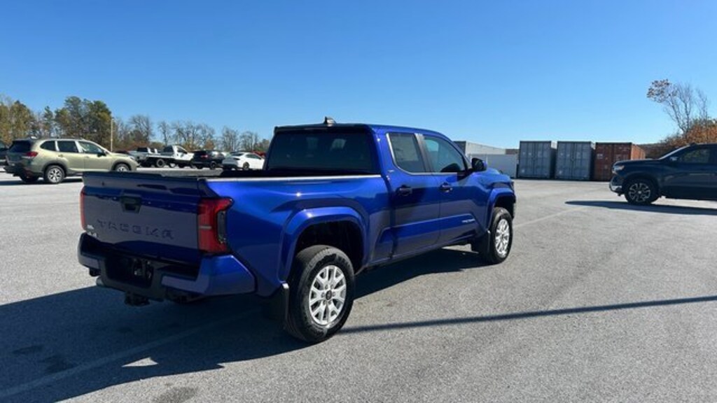 New 2025 Toyota Tacoma SR5 4X4 DBL CAB LONG BED