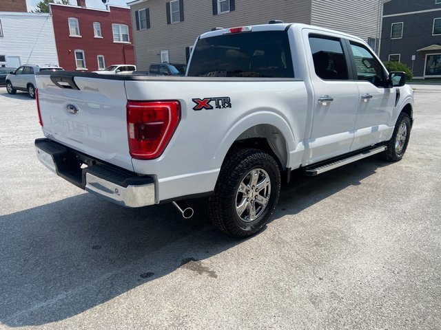 2023 Ford F-150 XLT photo 3