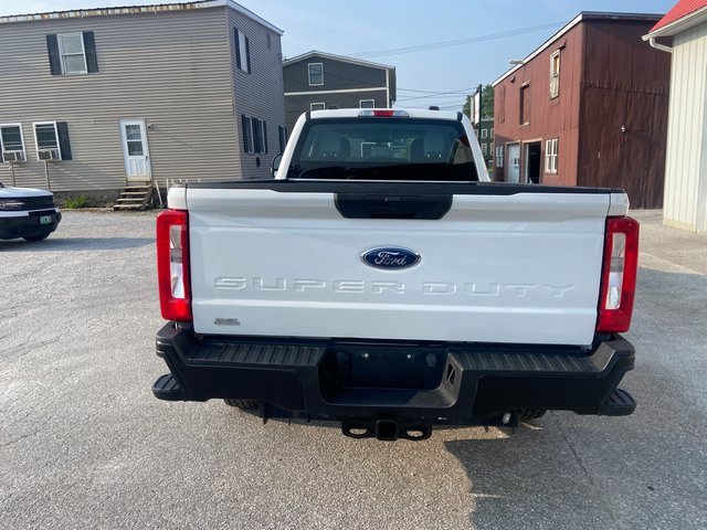 2023 Ford F-250 XL photo 4