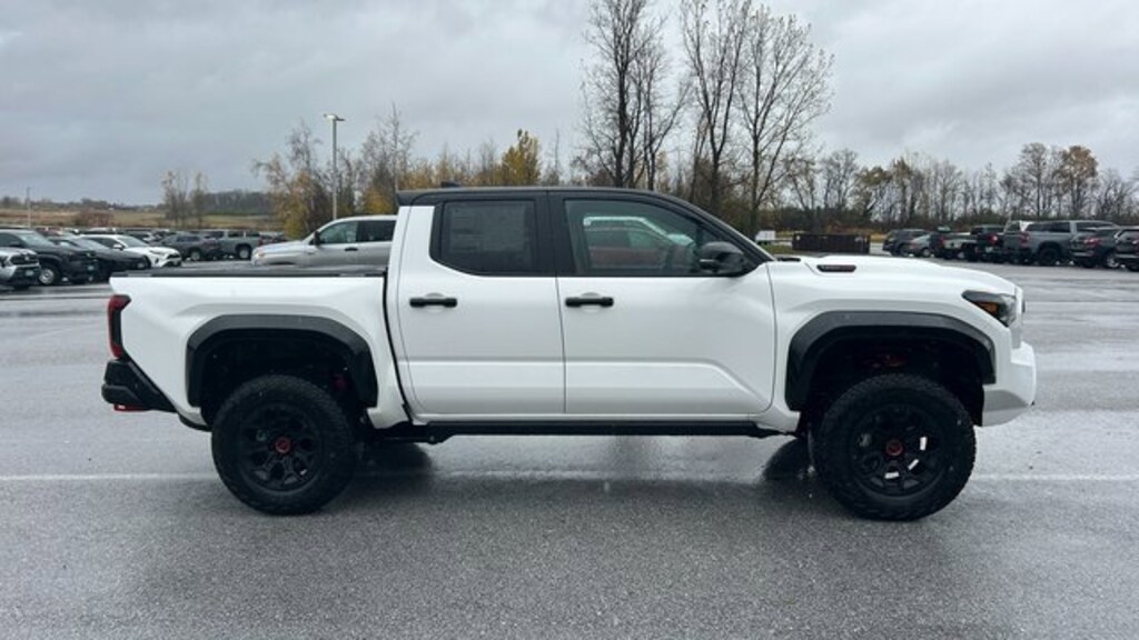 New 2025 Toyota Tacoma i-FORCE MAX TRD Pro 4X4 DOUBLE CAB HV