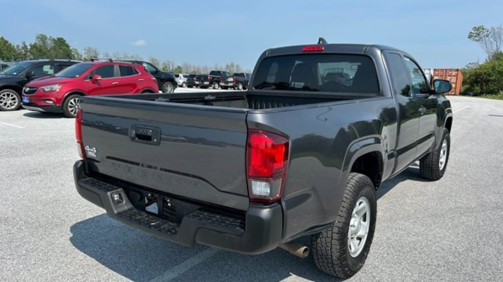 Certified 2022 Toyota Tacoma SR5 Truck Double Cab