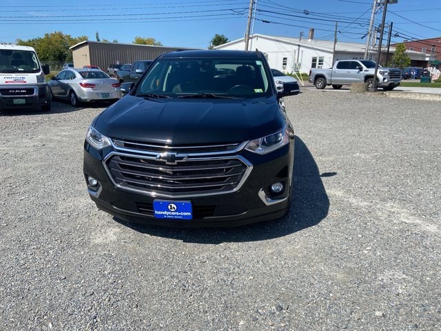 Used 2020 Chevrolet Traverse 1LT with VIN 1GNEVGKW3LJ236438 for sale in Saint Albans, VT