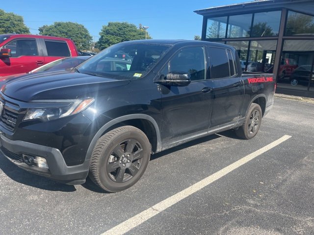 2019 Honda Ridgeline Black Edition photo 2