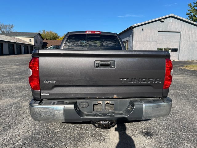 2016 Toyota Tundra SR5 Double Cab photo 4