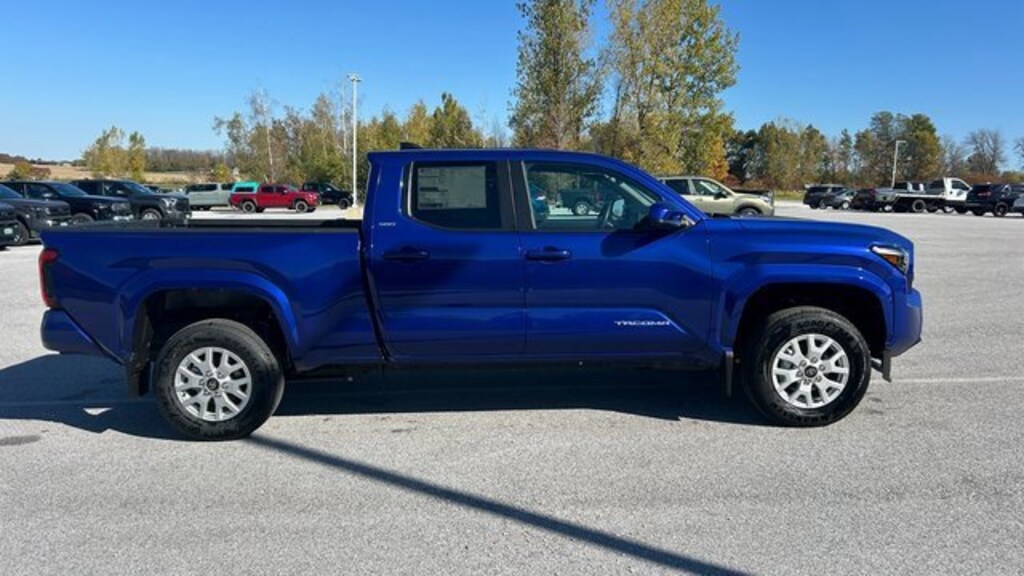 New 2025 Toyota Tacoma SR5 4X4 DBL CAB LONG BED