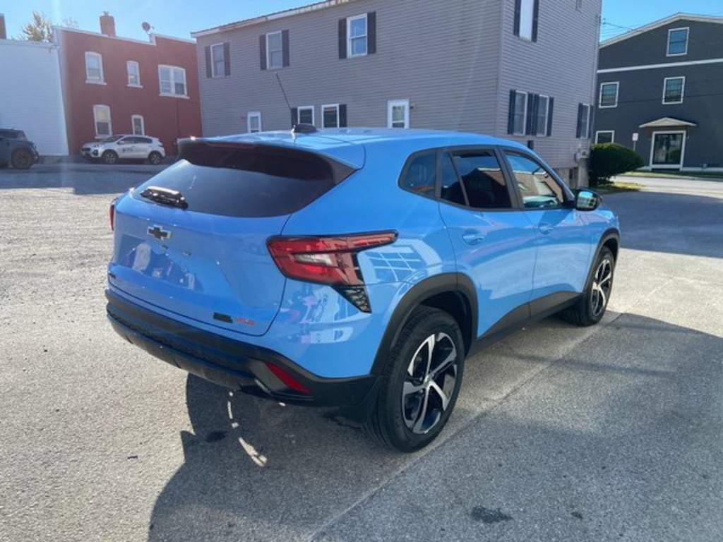 Used 2024 Chevrolet Trax 1RS SUV