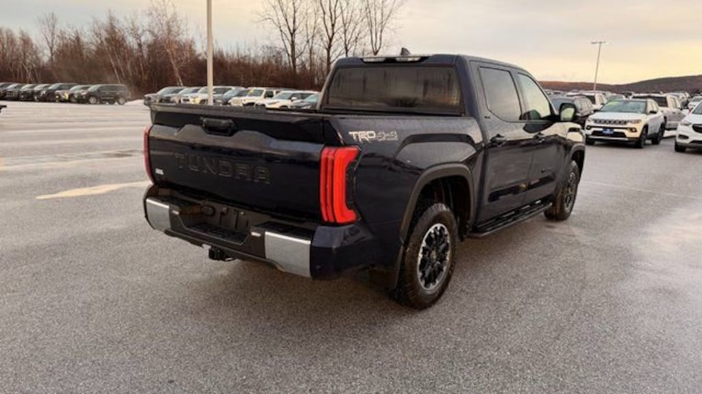 New 2026 Toyota Tundra SR5 SR5 CREWMAX 5.5