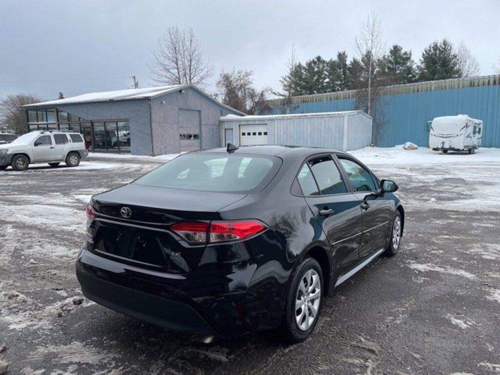 Used 2023 Toyota Corolla LE Sedan