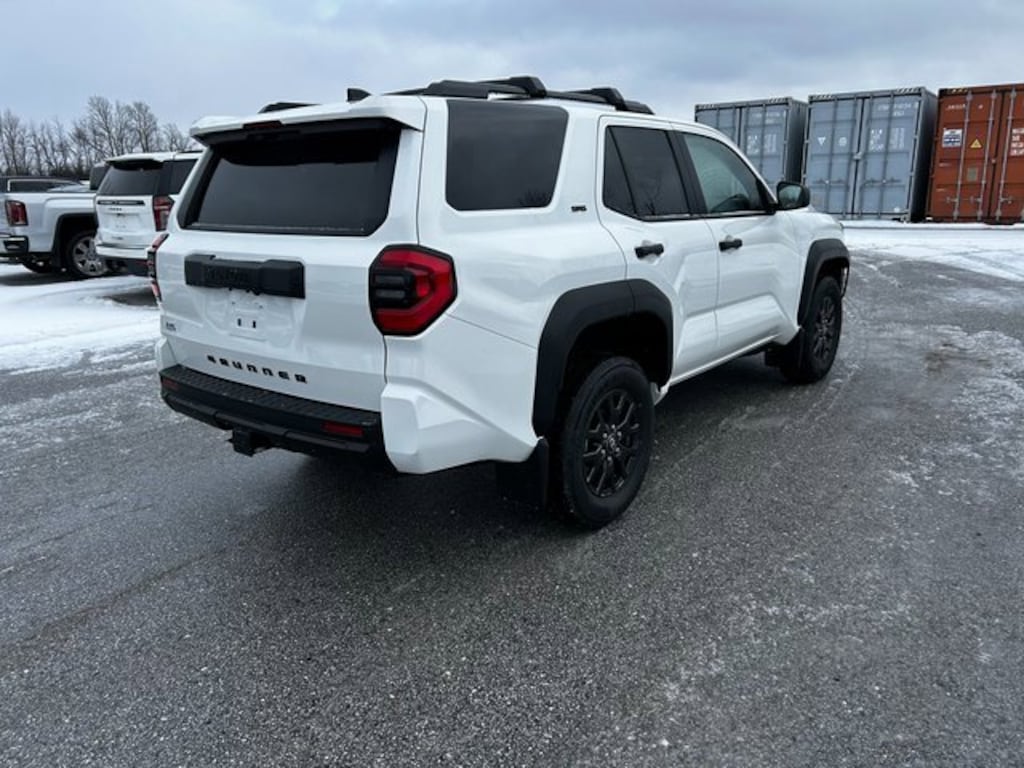 New 2026 Toyota 4Runner SR5 4WD SR5