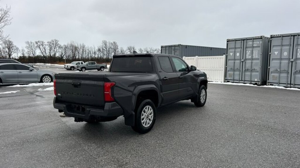 New 2025 Toyota Tacoma SR5 4X4 DOUBLE CAB