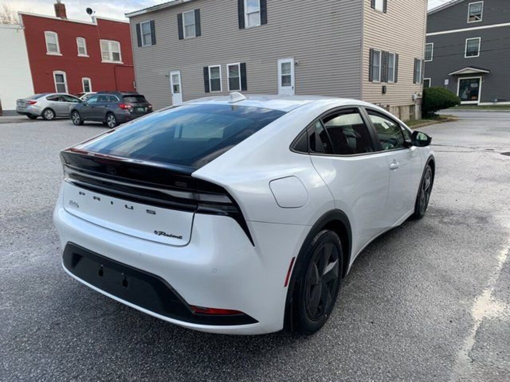 Certified 2024 Toyota Prius Prime SE Hatchback
