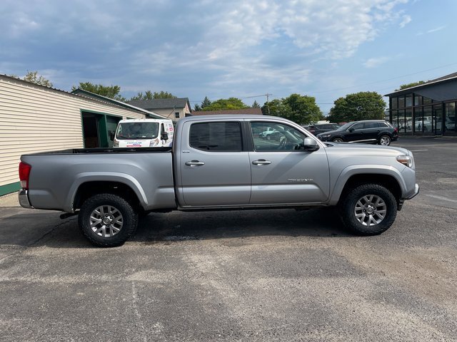 Used 2017 Toyota Tacoma SR5 with VIN 3TMDZ5BN5HM029743 for sale in Saint Albans, VT