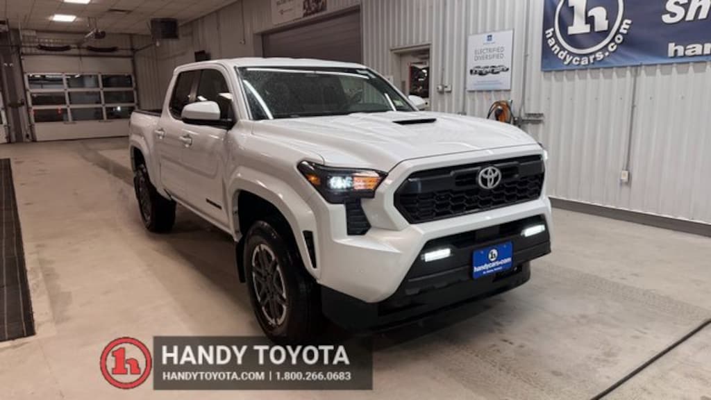 New 2025 Toyota Tacoma TRD Sport 4X4 DOUBLE CAB
