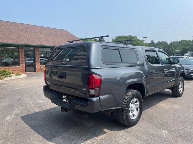 2022 Toyota Tacoma SR photo 3