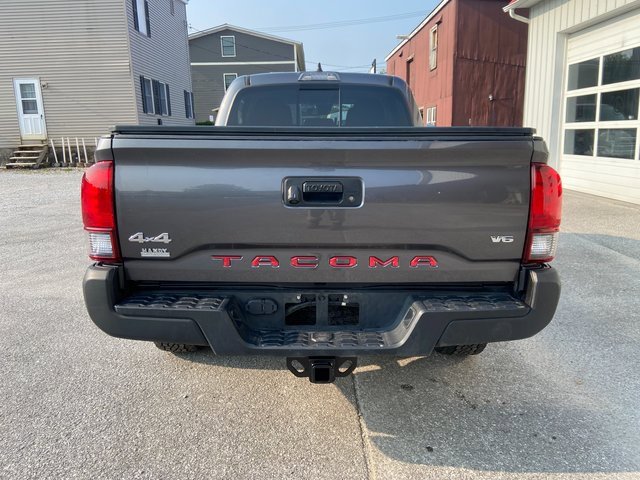 2021 Toyota Tacoma SR5 photo 4