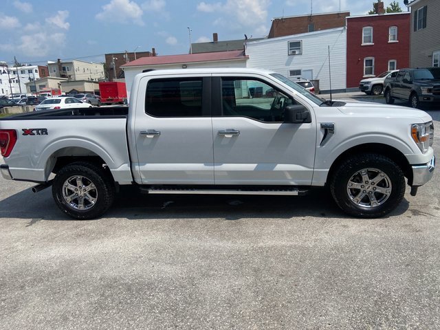 2023 Ford F-150 XLT photo 2