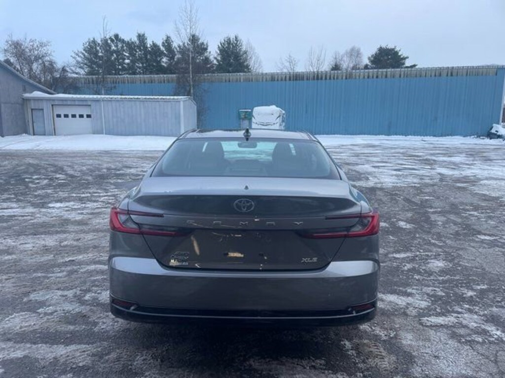 Used 2025 Toyota Camry XLE Sedan