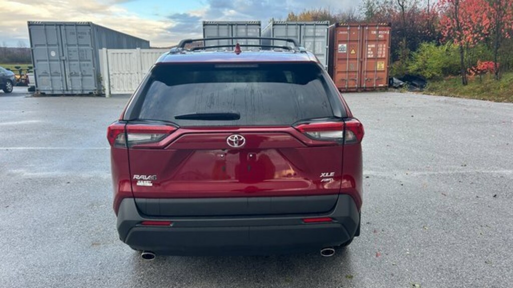 New 2025 Toyota RAV4 XLE XLE AWD SUV