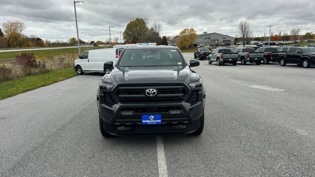 New 2025 Toyota Tacoma SR5 4X4 DOUBLE CAB