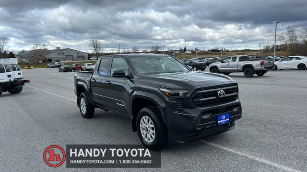 New 2025 Toyota Tacoma SR5 4X4 DOUBLE CAB