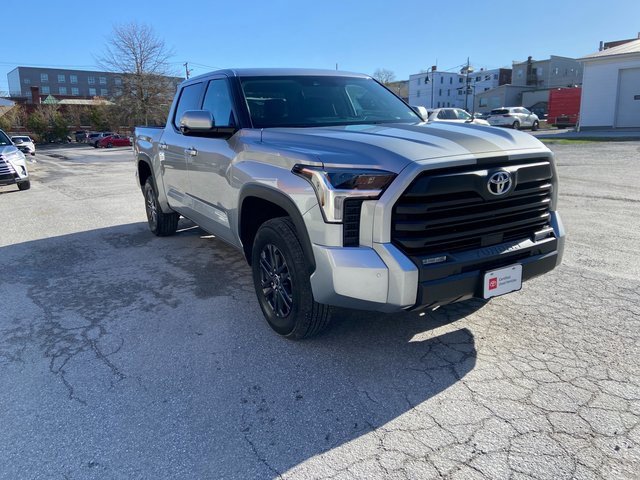 2024 Toyota Tundra SR5 photo 3