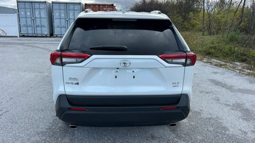 New 2025 Toyota RAV4 XLE Premium XLE PREM AWD SUV