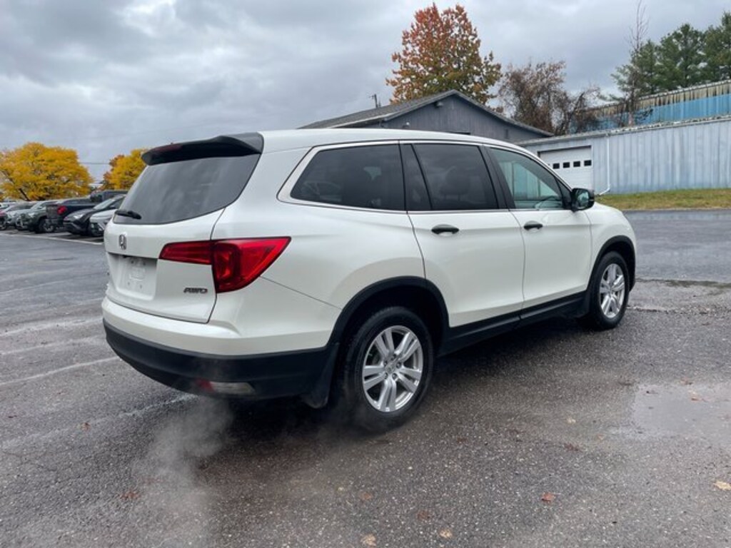 Used 2018 Honda Pilot LX SUV