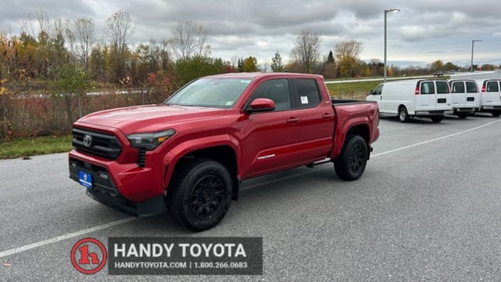 New 2025 Toyota Tacoma SR5 4X4 DOUBLE CAB