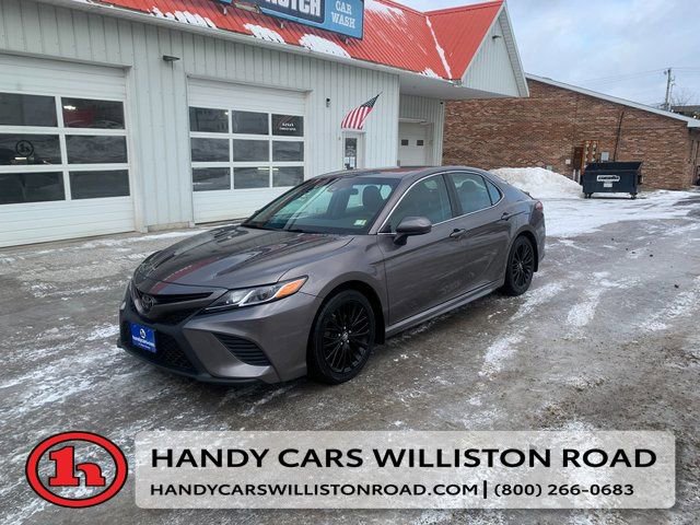 2018 Toyota Camry SE