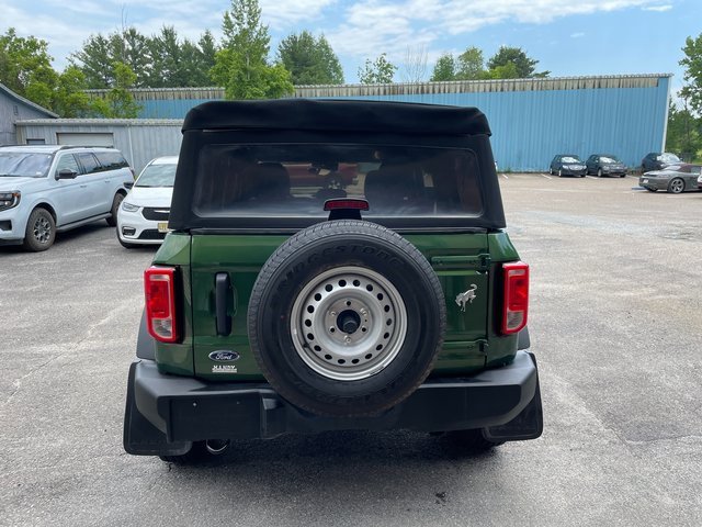 2023 Ford Bronco Base photo 4