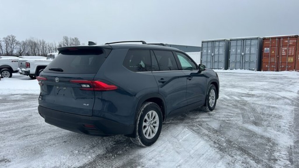 Used 2024 Toyota Grand Highlander XLE SUV