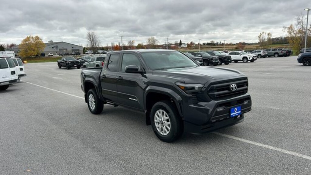 New 2025 Toyota Tacoma SR5 4X4 DOUBLE CAB