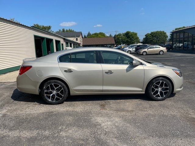 Used 2016 Buick LaCrosse Sport Touring with VIN 1G4G45G35GF276824 for sale in Saint Albans, VT