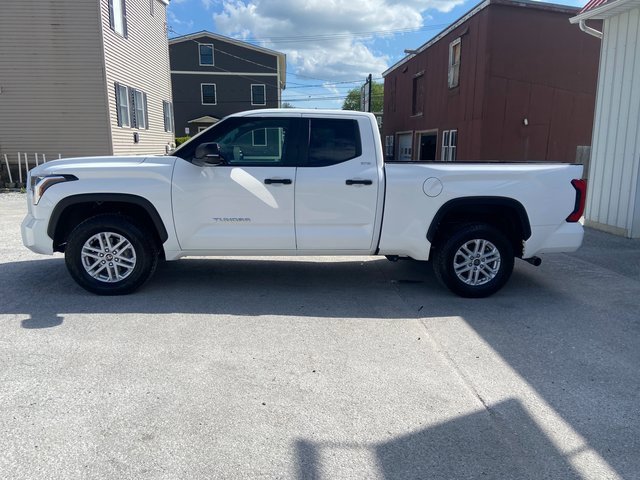 2024 Toyota Tundra SR5 photo 4