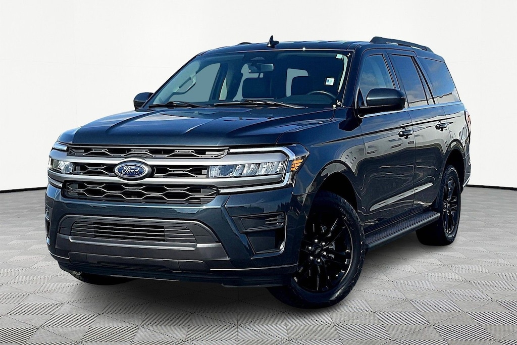 Used 2024 Ford Expedition XLT SUV